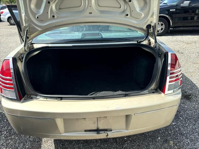 used 2006 Chrysler 300 car, priced at $1,300
