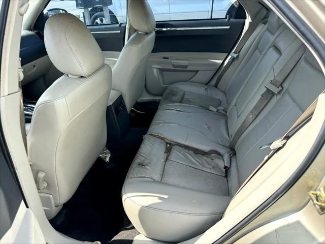used 2006 Chrysler 300 car, priced at $1,300