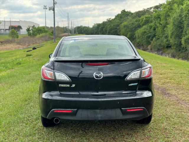 used 2010 Mazda Mazda3 car, priced at $3,800