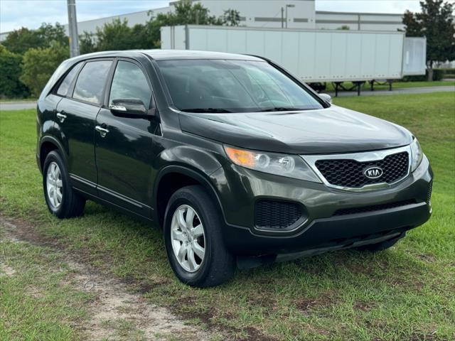 used 2013 Kia Sorento car, priced at $4,400