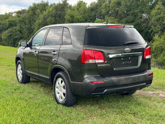 used 2013 Kia Sorento car, priced at $4,400