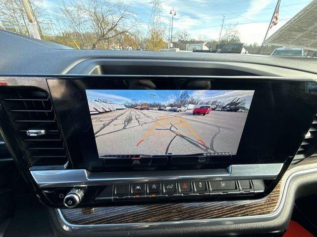 used 2024 GMC Sierra 1500 car, priced at $38,615