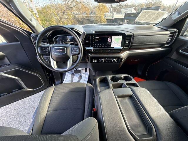 used 2024 GMC Sierra 1500 car, priced at $38,615