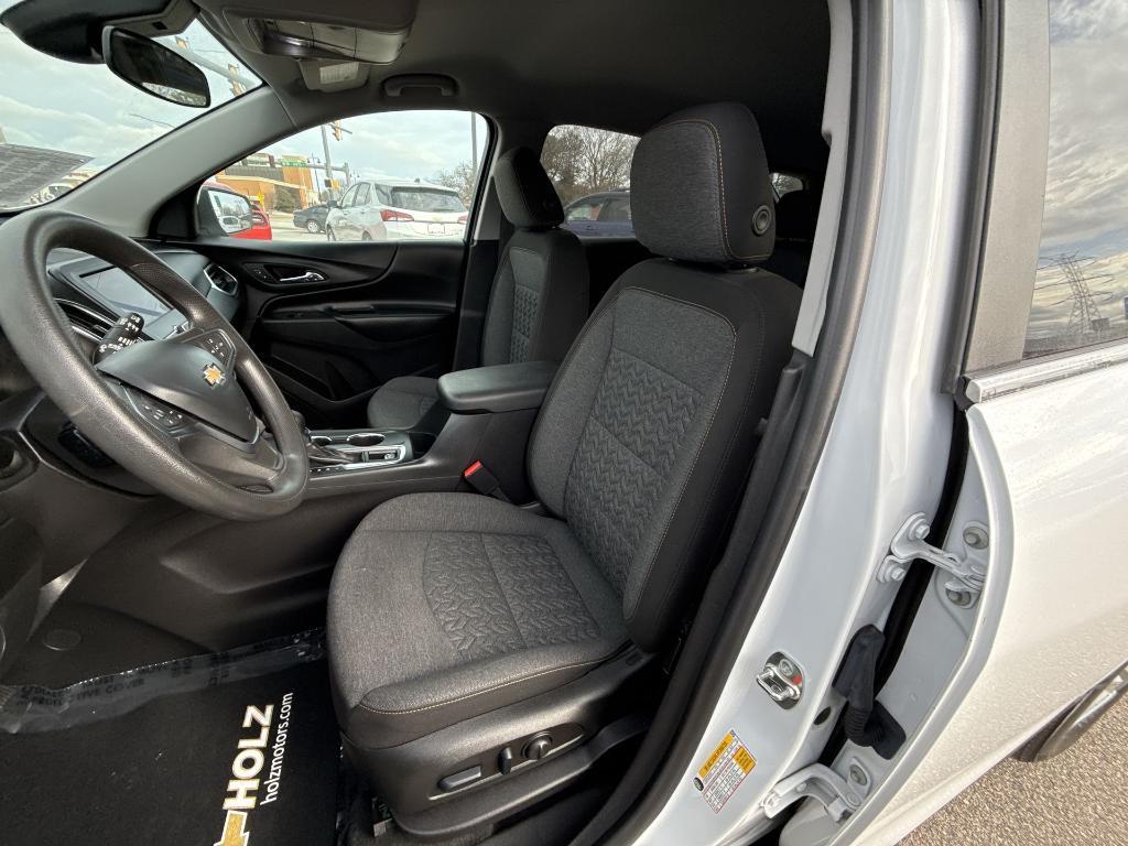 used 2023 Chevrolet Equinox car, priced at $21,998