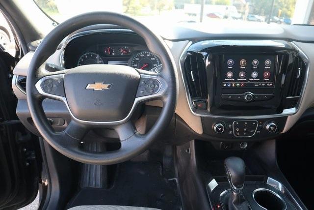 used 2022 Chevrolet Traverse car, priced at $19,997