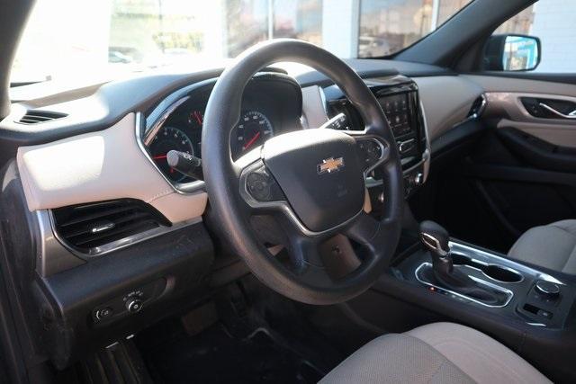 used 2022 Chevrolet Traverse car, priced at $19,997