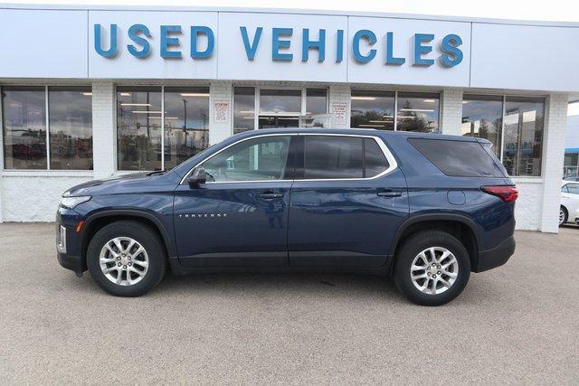 used 2023 Chevrolet Traverse car, priced at $32,494