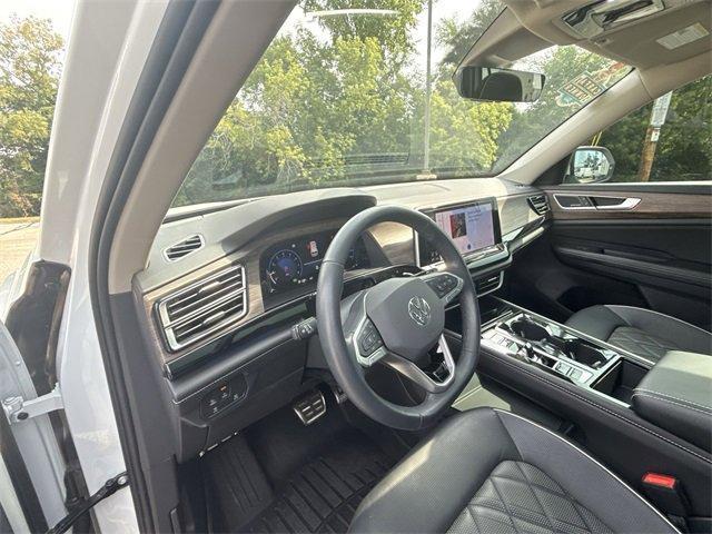 used 2024 Volkswagen Atlas car, priced at $41,897