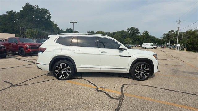 used 2024 Volkswagen Atlas car, priced at $41,897