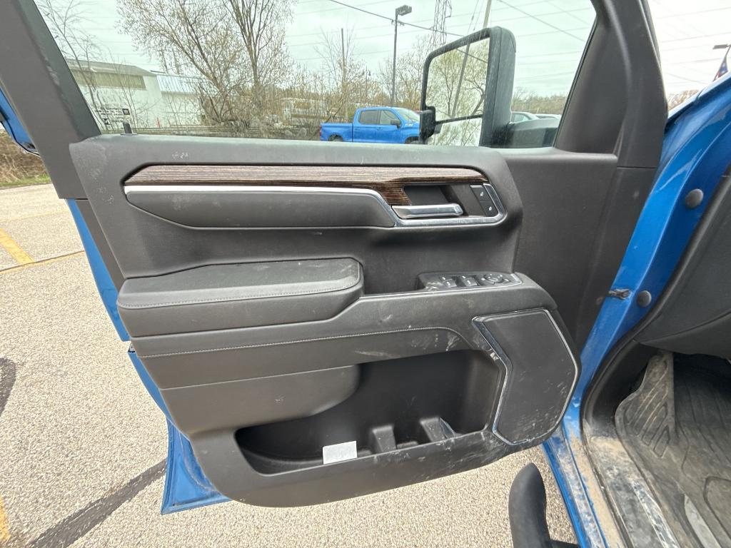 used 2023 GMC Sierra 1500 car, priced at $49,443