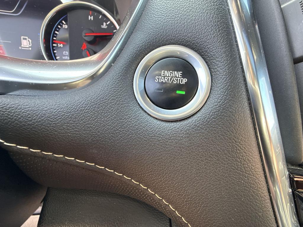 used 2022 Chevrolet Traverse car, priced at $33,492