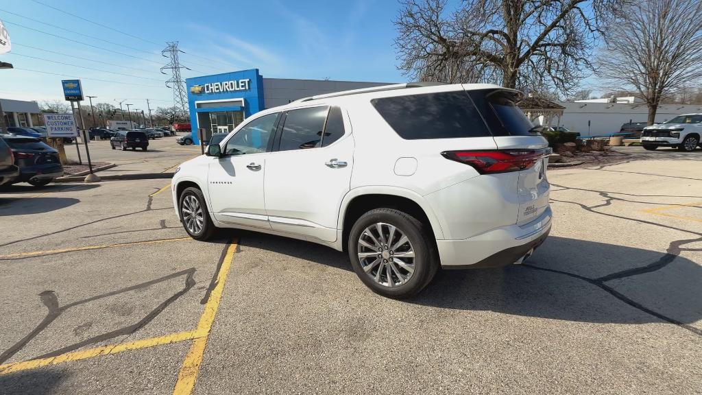 used 2022 Chevrolet Traverse car, priced at $33,492