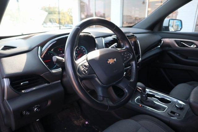 used 2022 Chevrolet Traverse car, priced at $31,995