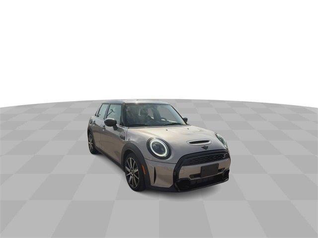 used 2023 MINI Hardtop car, priced at $27,210