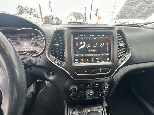 used 2021 Jeep Cherokee car, priced at $23,324