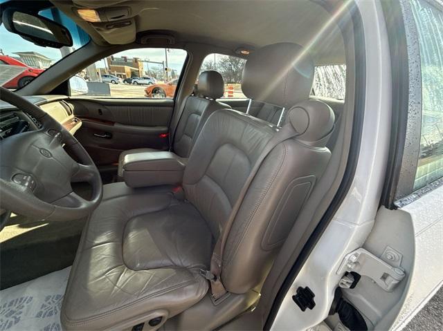 used 2001 Buick Park Avenue car, priced at $7,987