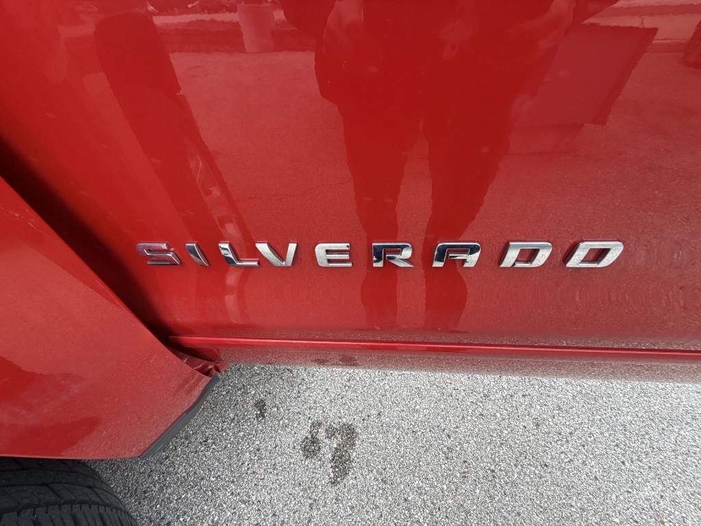 used 2015 Chevrolet Silverado 1500 car, priced at $18,298