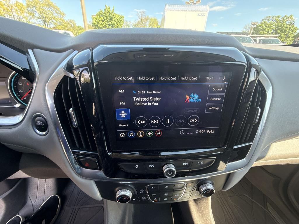 used 2020 Chevrolet Traverse car, priced at $24,701
