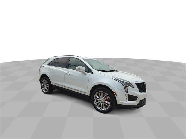 used 2022 Cadillac XT5 car, priced at $38,994