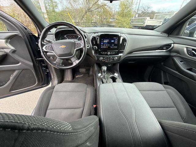 used 2022 Chevrolet Traverse car, priced at $25,924