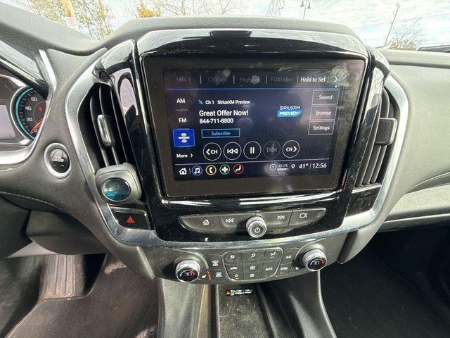 used 2022 Chevrolet Traverse car, priced at $25,924