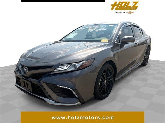 used 2024 Toyota Camry Hybrid car, priced at $31,421