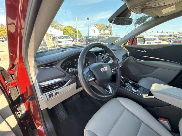 used 2023 Cadillac XT4 car, priced at $28,728