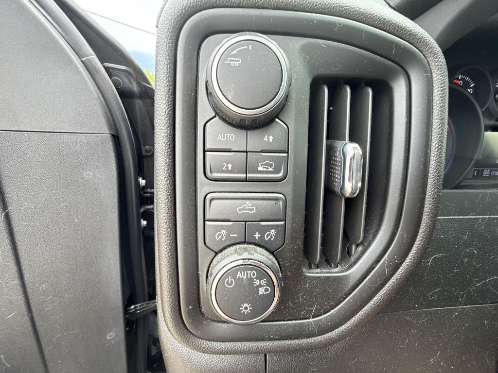 used 2022 Chevrolet Silverado 1500 car, priced at $38,995