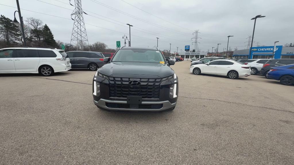 used 2024 Hyundai Palisade car, priced at $41,306