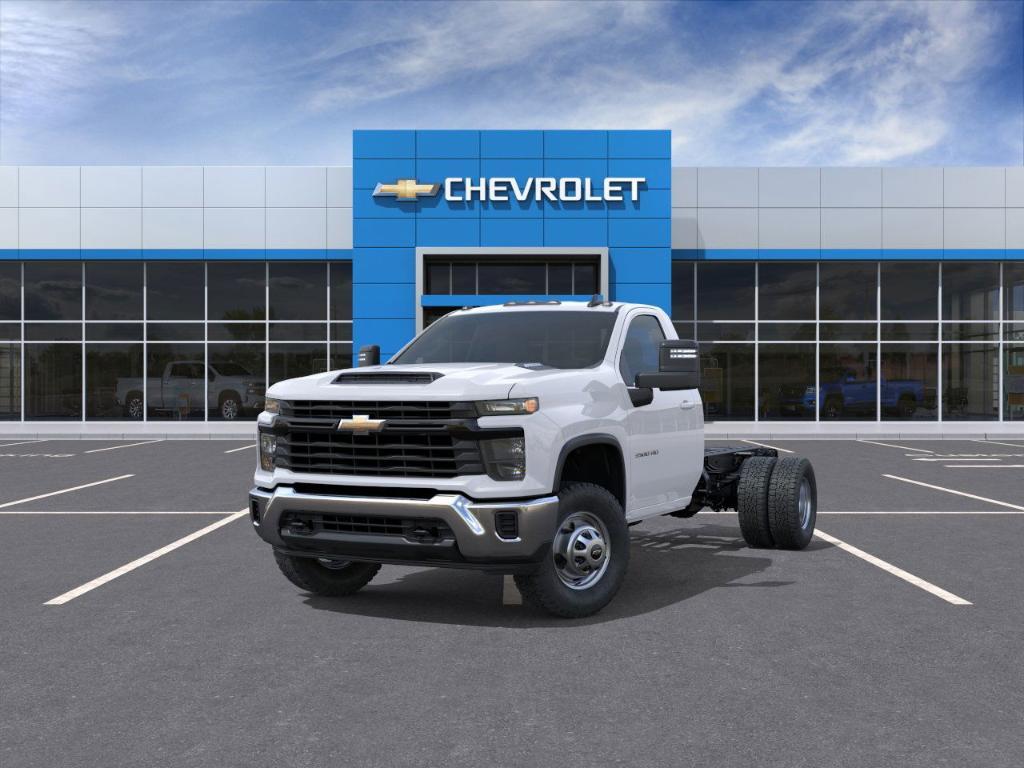 new 2025 Chevrolet Silverado 3500 car, priced at $72,812