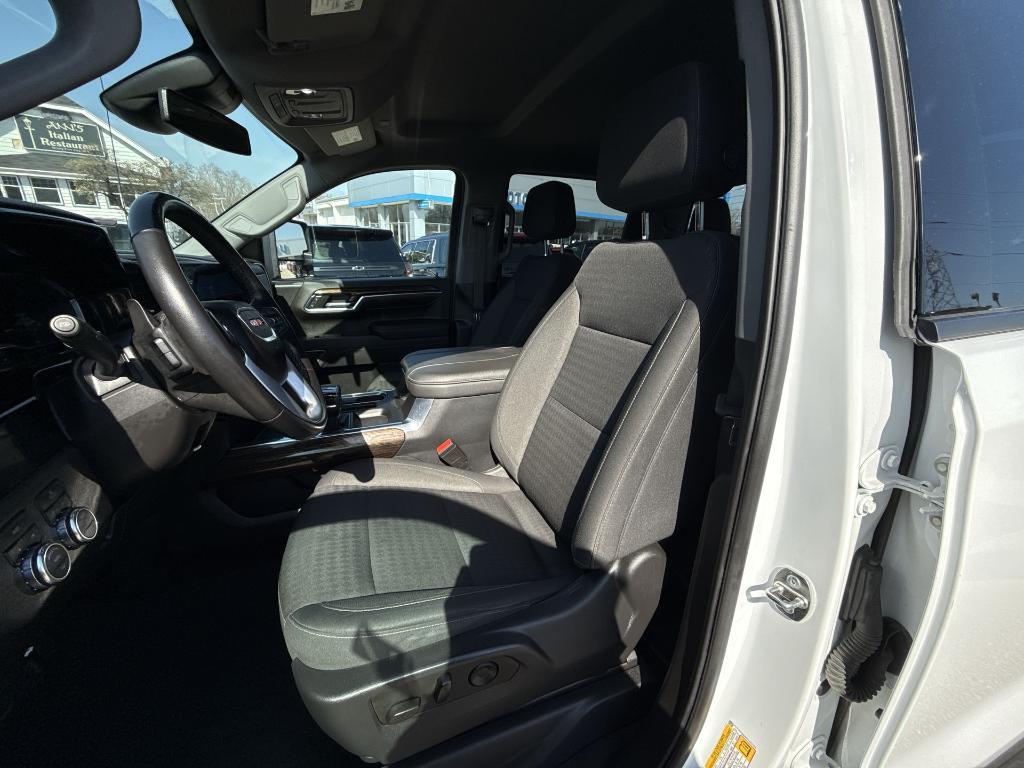 used 2023 GMC Sierra 1500 car, priced at $47,915