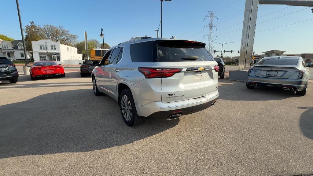 used 2022 Chevrolet Traverse car, priced at $32,512