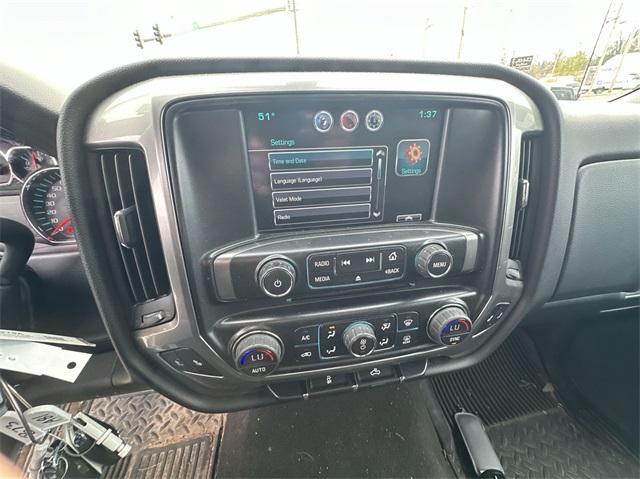 used 2015 Chevrolet Silverado 1500 car, priced at $18,499