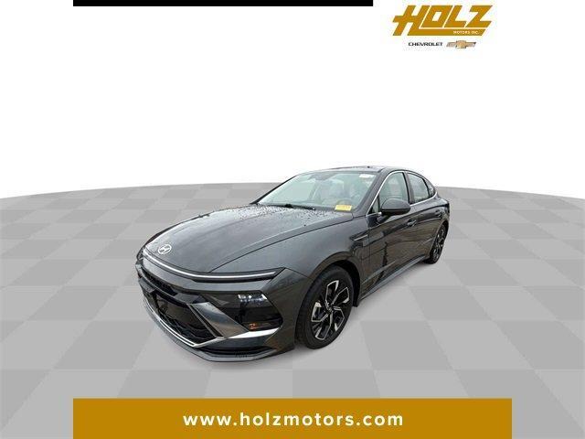 used 2024 Hyundai Sonata car, priced at $24,427