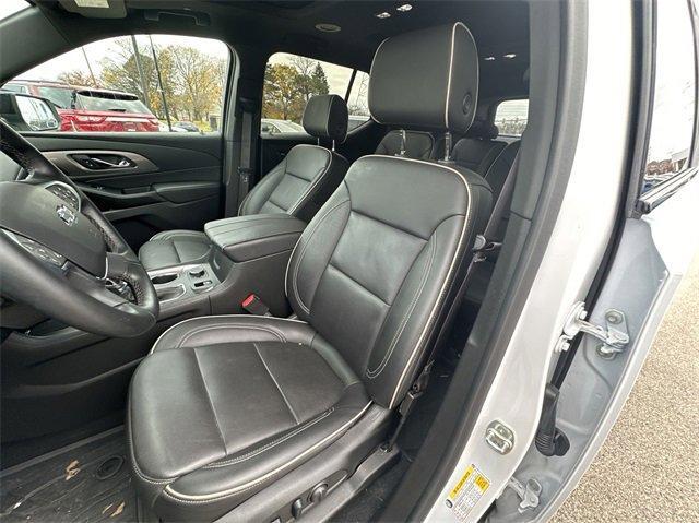 used 2023 Chevrolet Traverse car, priced at $44,288