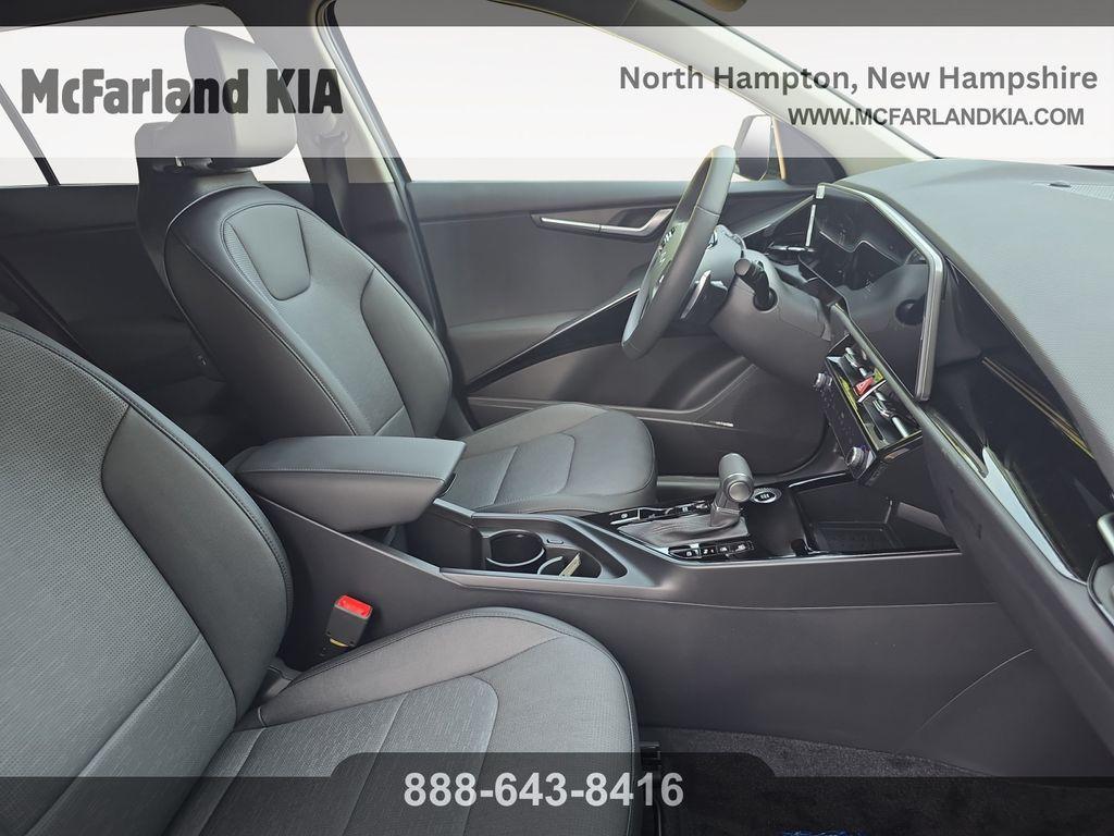 new 2025 Kia Niro car, priced at $31,873