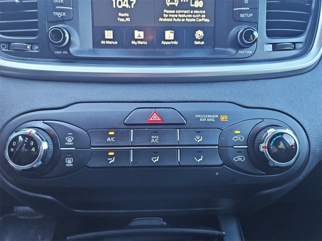 used 2020 Kia Sorento car, priced at $17,717