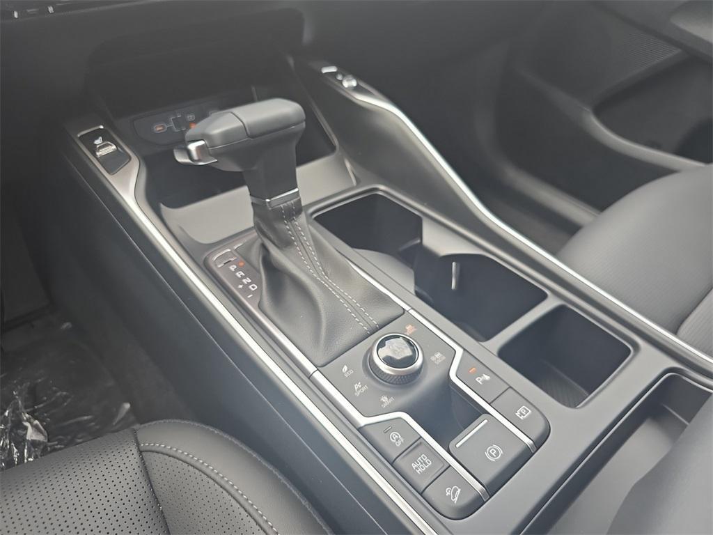 new 2025 Kia Sorento car, priced at $31,920