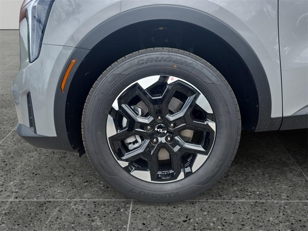 new 2025 Kia Sorento car, priced at $31,920