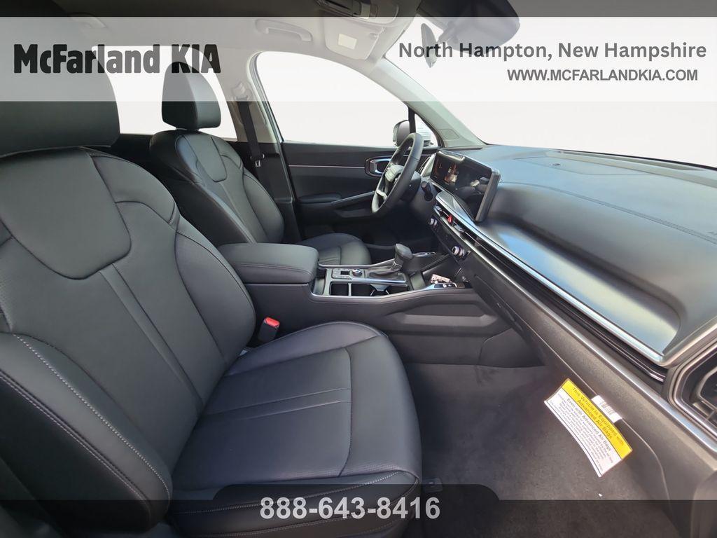 new 2026 Kia Sorento car, priced at $35,079