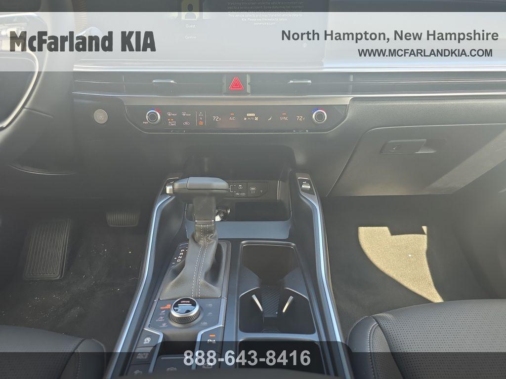 new 2026 Kia Sorento car, priced at $35,079