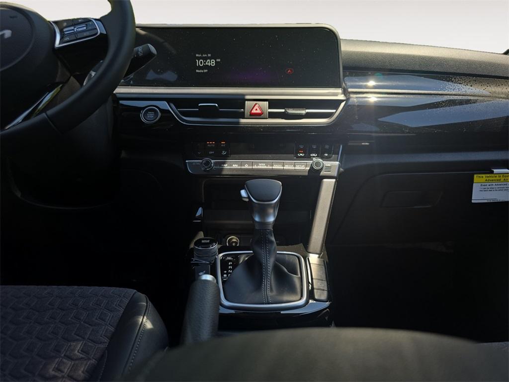 new 2025 Kia Seltos car, priced at $25,237