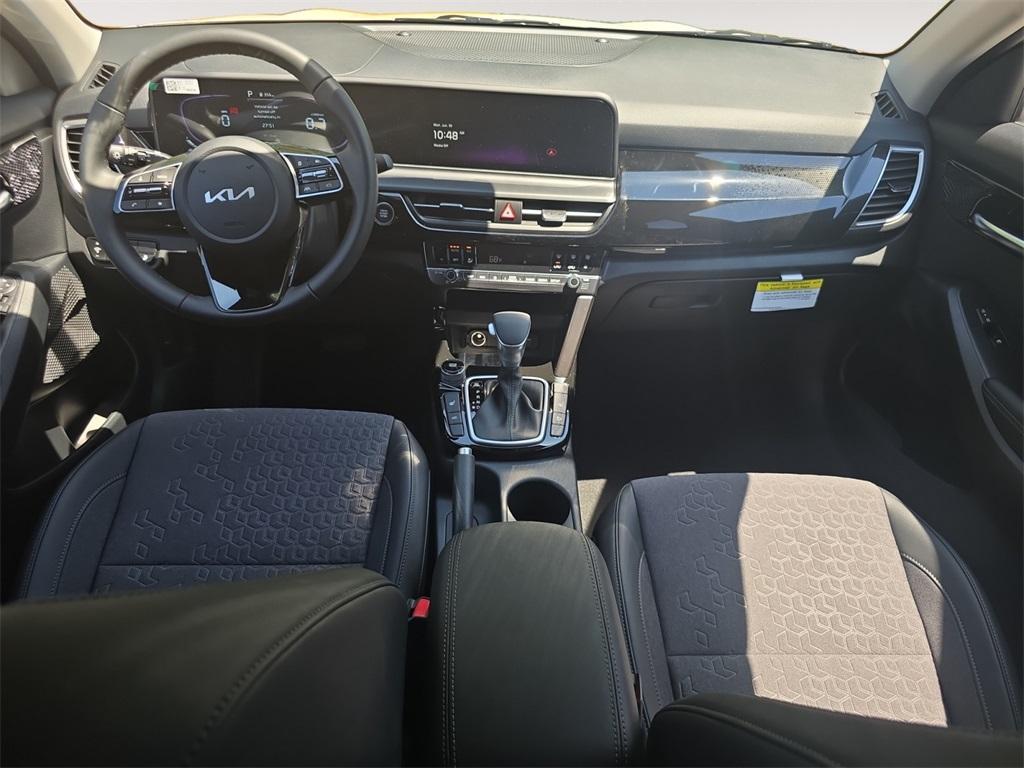 new 2025 Kia Seltos car, priced at $25,237