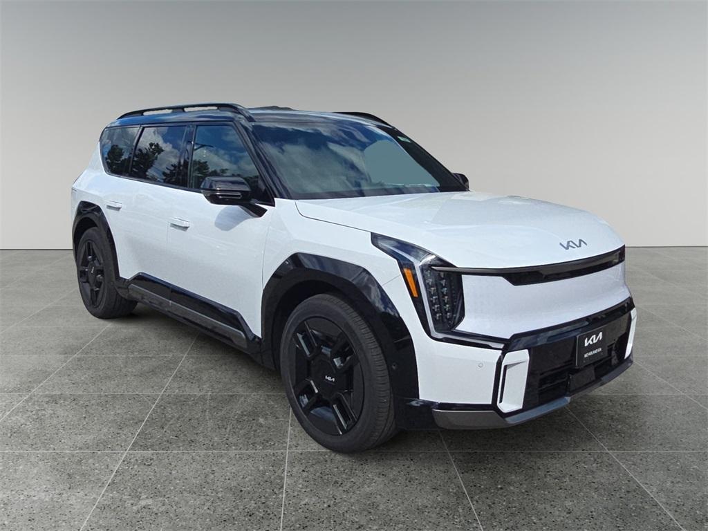 new 2026 Kia EV9 car, priced at $55,895