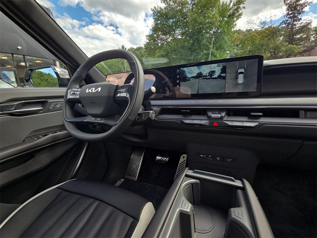 new 2026 Kia EV9 car, priced at $55,895