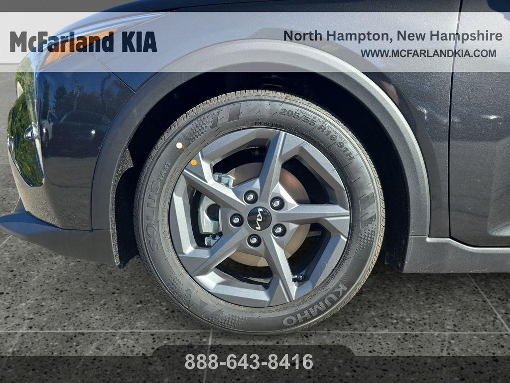 new 2025 Kia K4 car, priced at $22,123