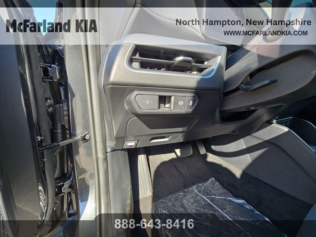 new 2025 Kia K4 car, priced at $22,123