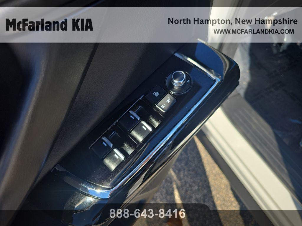 used 2023 Mazda CX-9 car, priced at $26,080