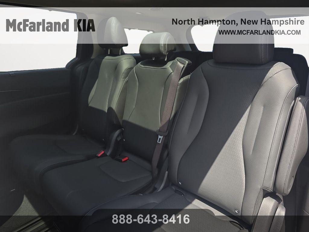 new 2026 Kia Carnival Hybrid car, priced at $51,301