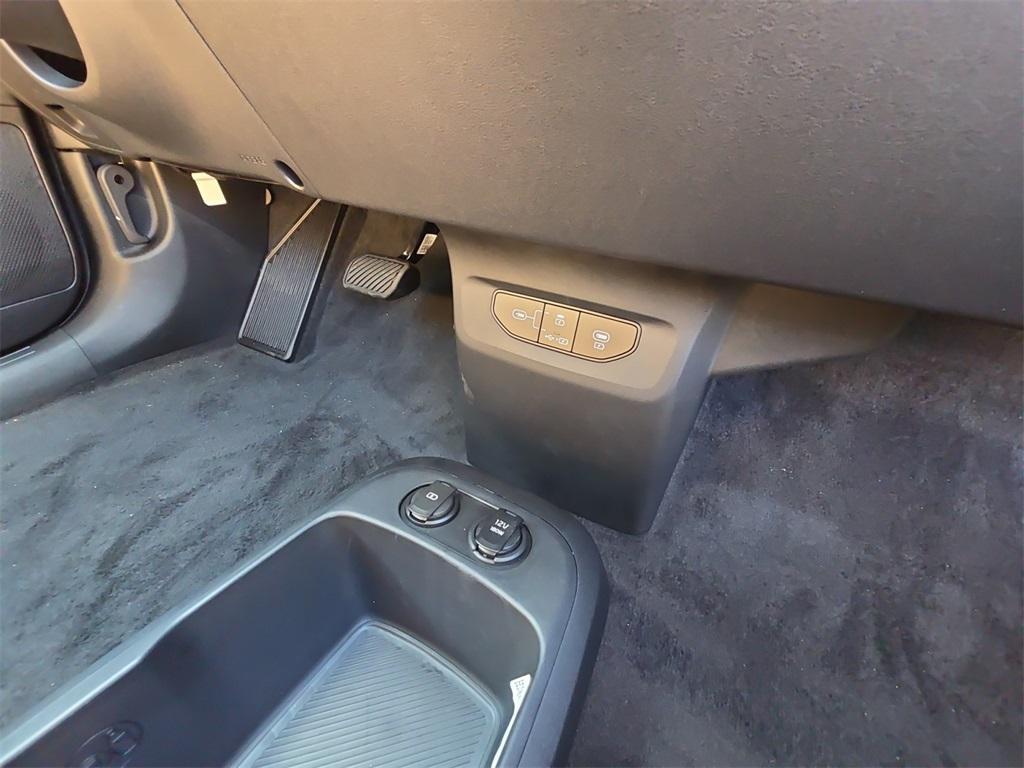 new 2025 Kia EV6 car, priced at $37,585
